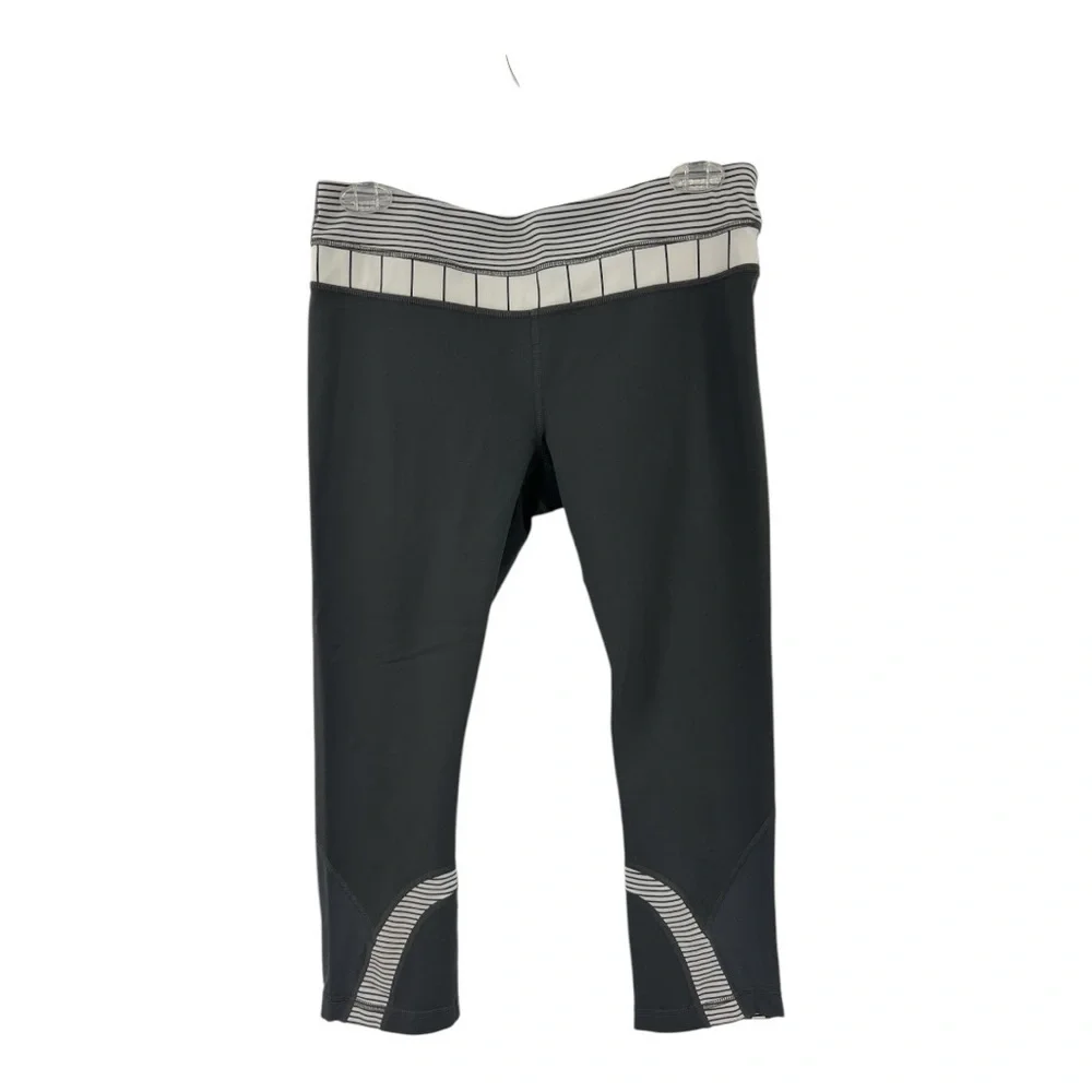 Lululemon Run: Inspire Crop II Soot Light Hyper Stripe Angel Wing grey S